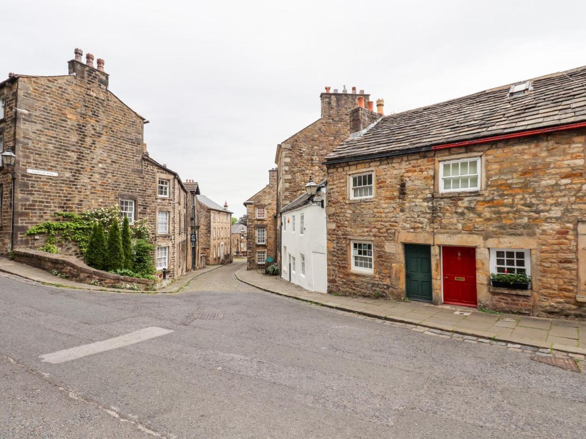 25 St Georges Quay * Lancaster